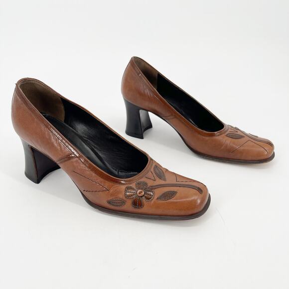 Prada Shoes - Prada Vintage 1996 Brown Antiqued Leather Floral Appliqué Block Heel Pump IT 38